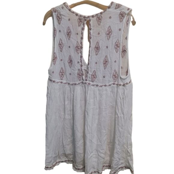 Free People sleeveless Diamond Embroidered Tunic - Picture 9 of 10